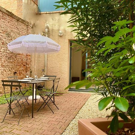 L'Improbable Rendez-Vous Apartamento Montauban Exterior foto